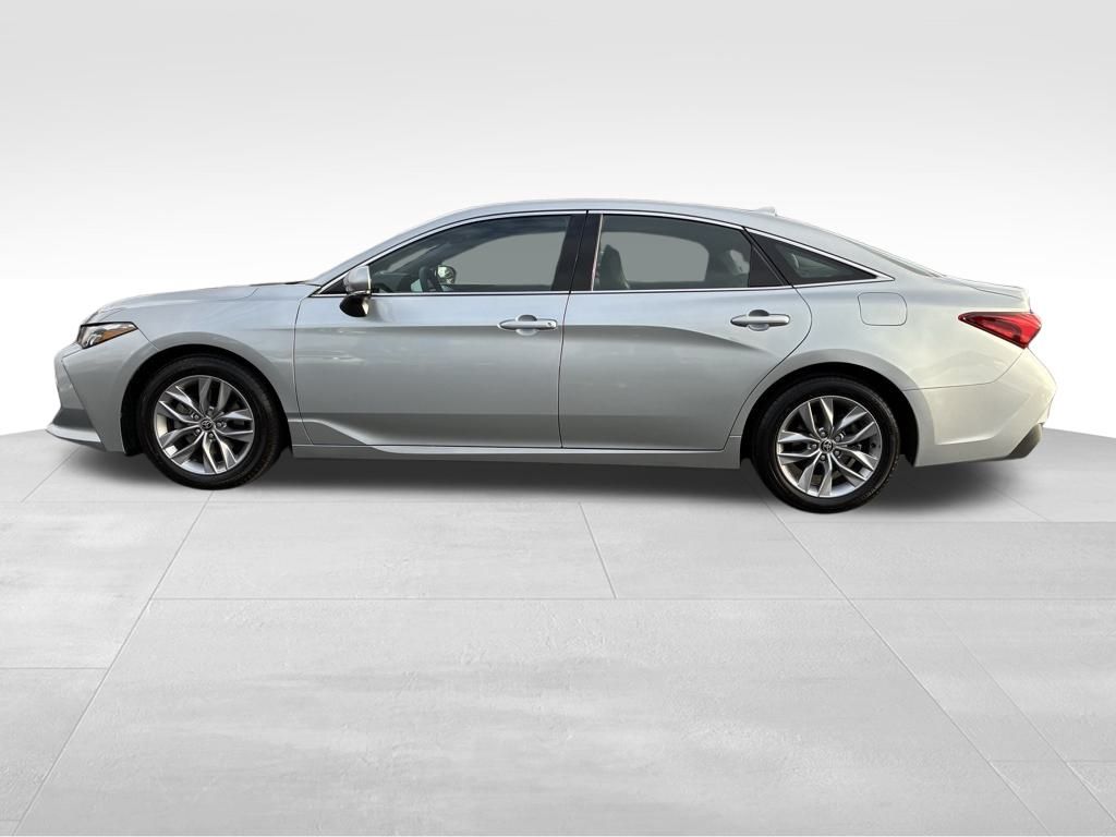 2022 Toyota Avalon XLE photo 4