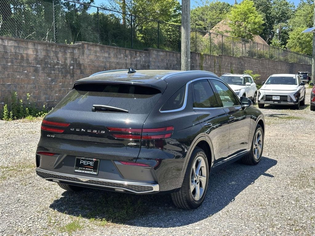 New 2026 Genesis GV70 SUV