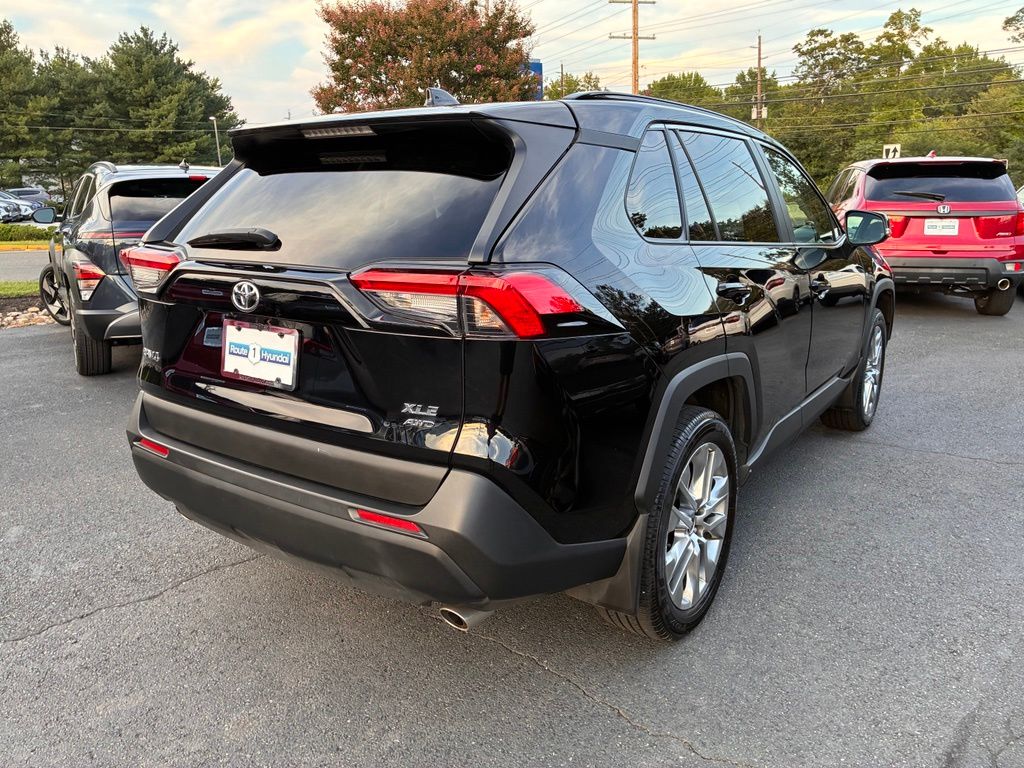 2024 Toyota RAV4 XLE Premium - Photo 7