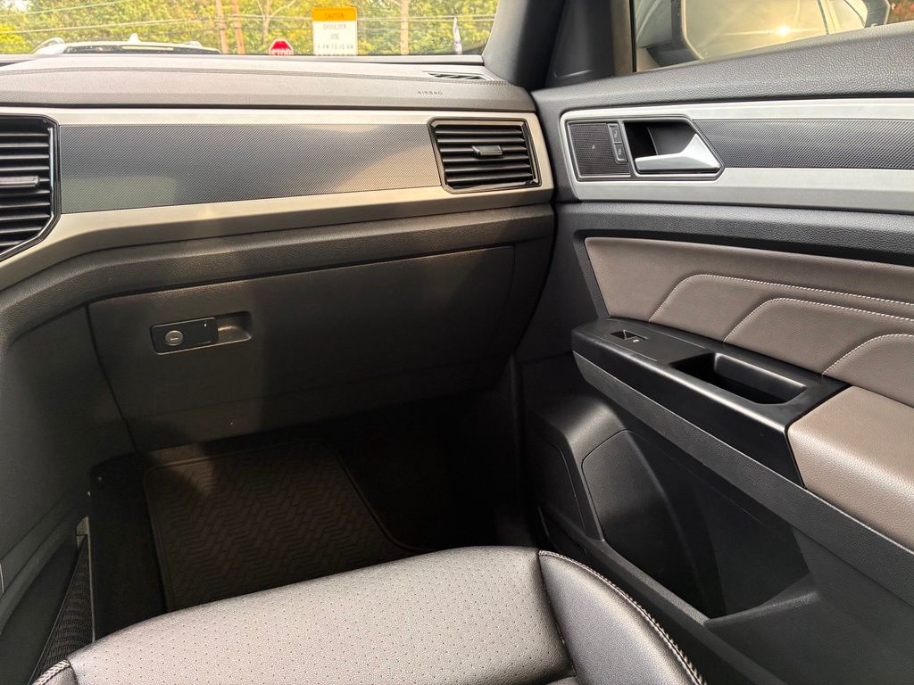 2021 Volkswagen Atlas Cross Sport SEL - Photo 39