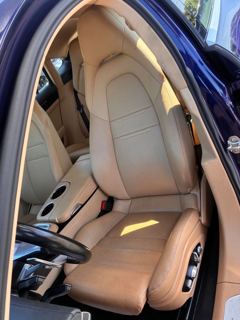 2020 Porsche Panamera S - Photo 24