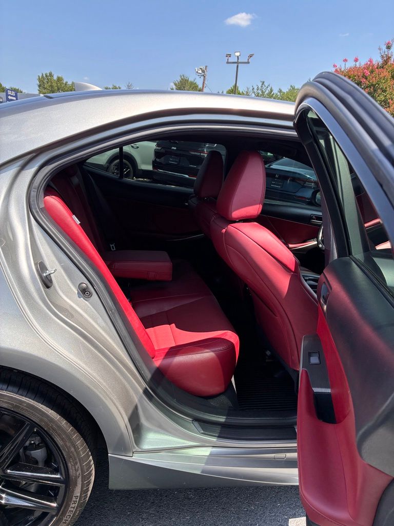 2019 Lexus IS 300 F SPORT - Photo 27