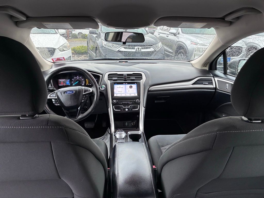 2018 Ford Fusion SE - Photo 15