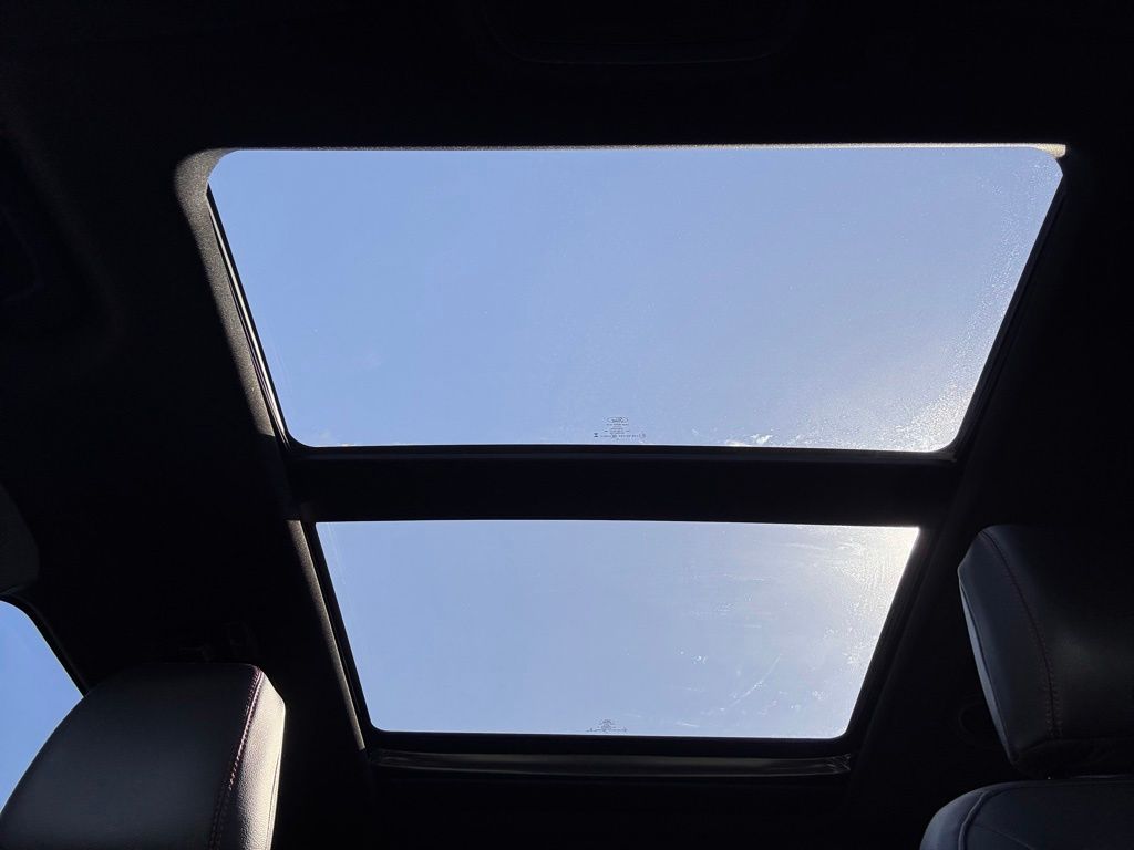 2023 Ford Explorer ST-LINE - Photo 43