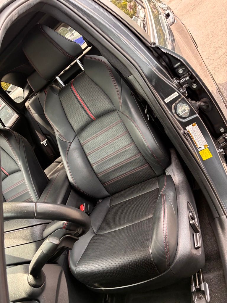 2024 Toyota RAV4 XSE - Photo 19
