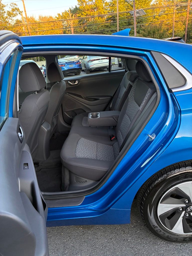 2017 Hyundai Ioniq SEL - Photo 21