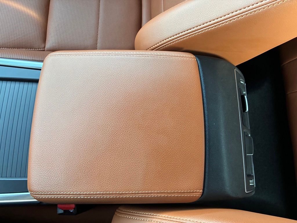 2022 Jaguar XF R-Dynamic SE - Photo 41