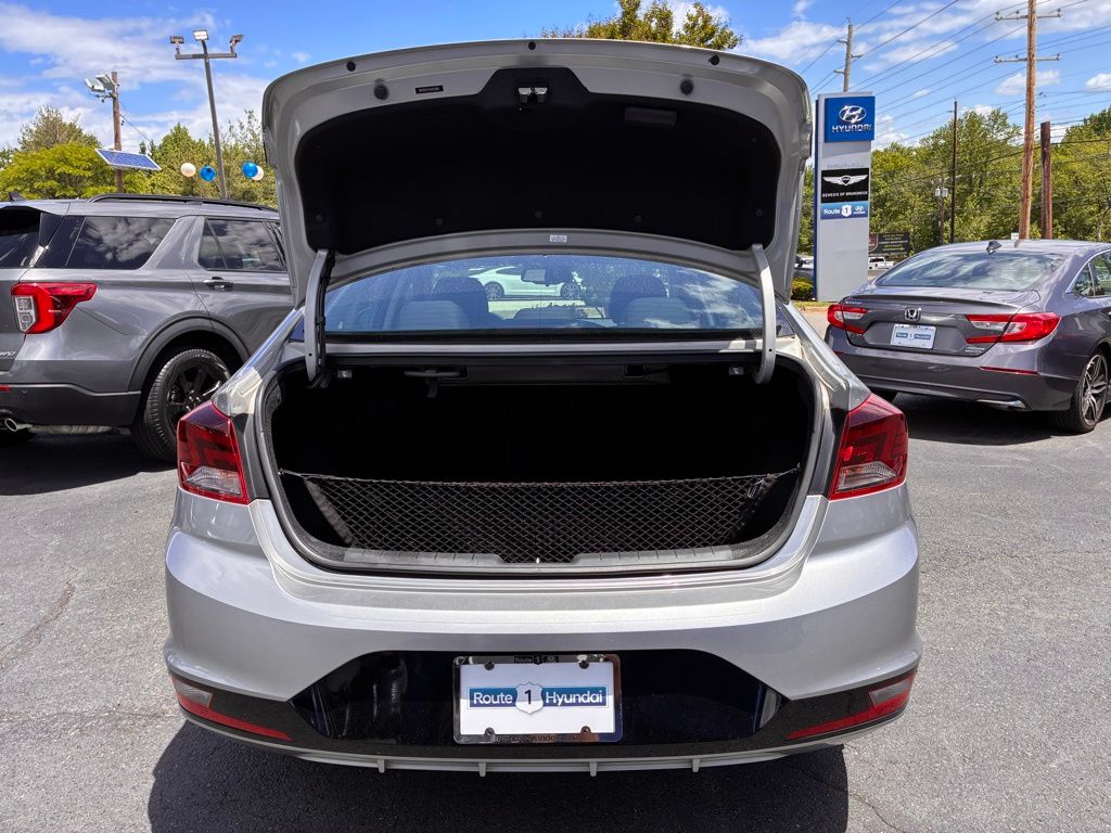 2020 Hyundai Elantra Value Edition - Photo 11