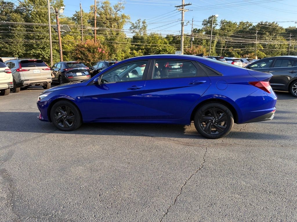 Used 2023 Hyundai Elantra SEL Sedan