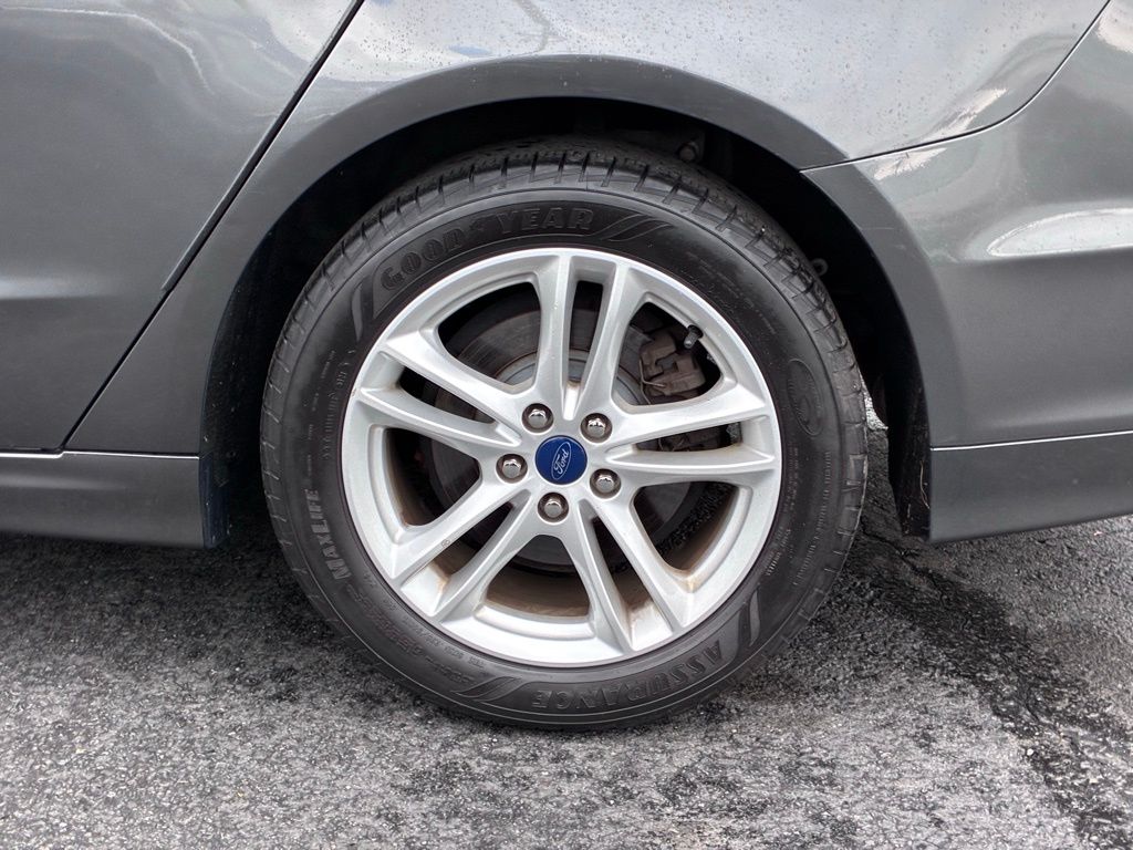 2018 Ford Fusion SE - Photo 49