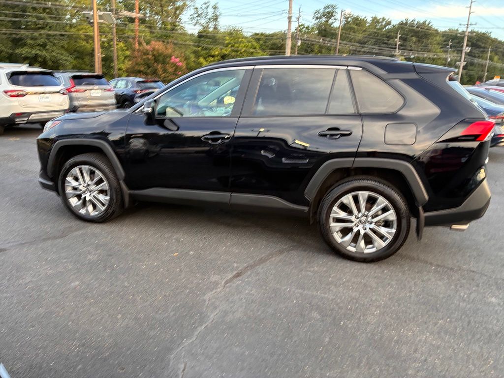 2024 Toyota RAV4 XLE Premium - Photo 4