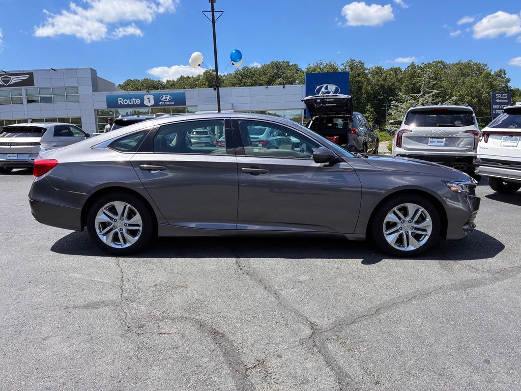 2018 Honda Accord LX - Photo 8
