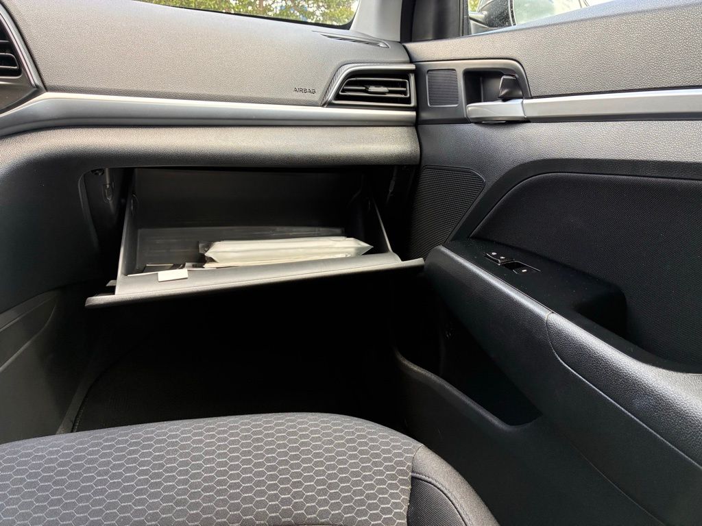 2020 Hyundai Elantra Value Edition - Photo 38