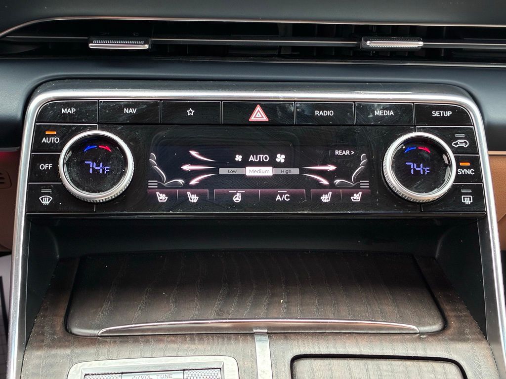 2023 GENESIS GV80 - Photo 38