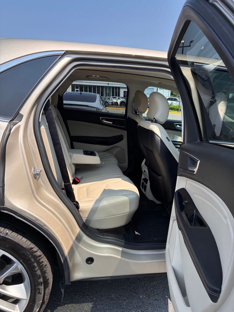 2018 Ford Edge Titanium - Photo 23