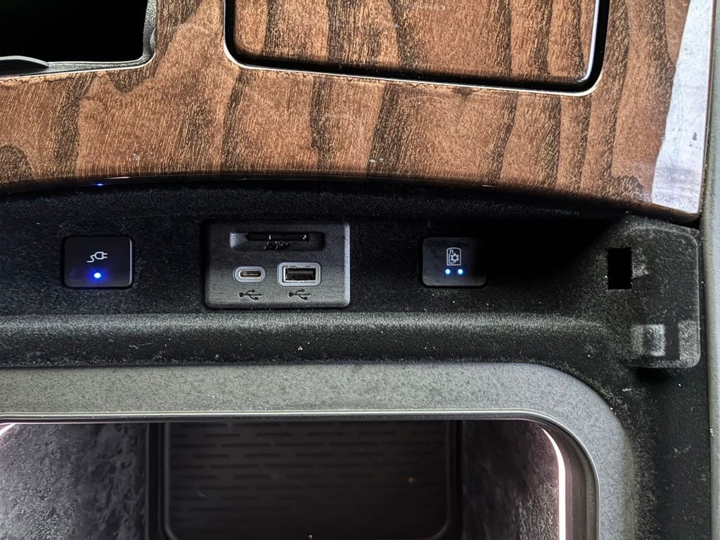 2021 Cadillac Escalade ESV Sport Platinum - Photo 47