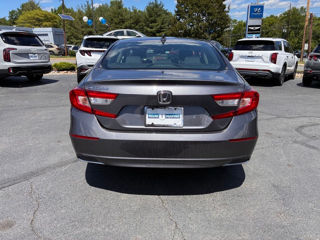 2018 Honda Accord LX - Photo 6