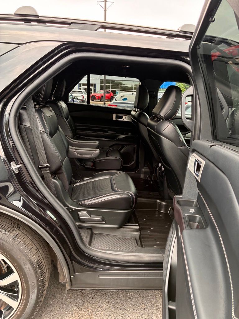 2020 Ford Explorer ST - Photo 23