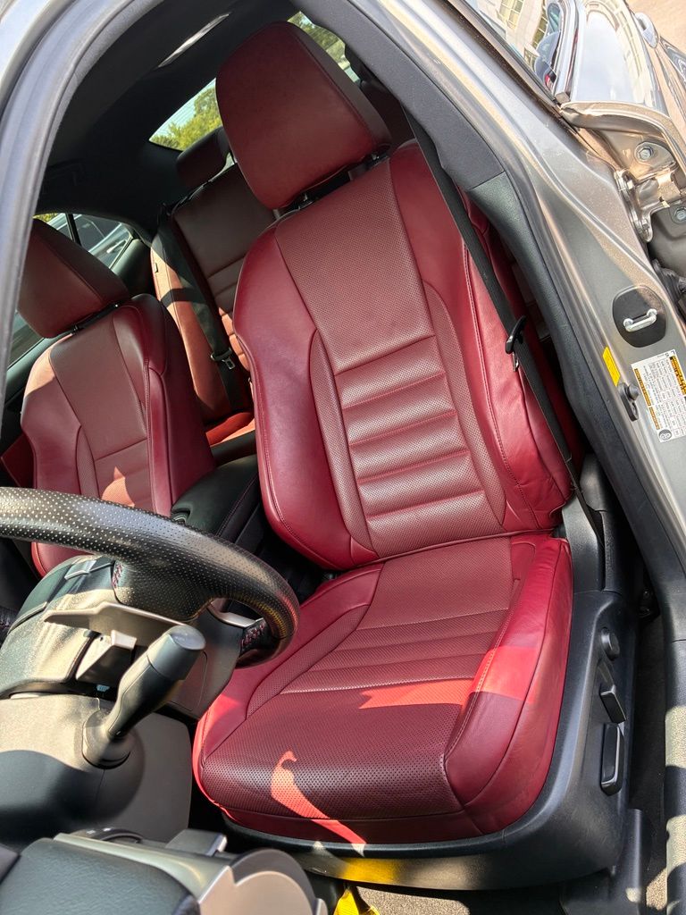 2019 Lexus IS 300 F SPORT - Photo 24