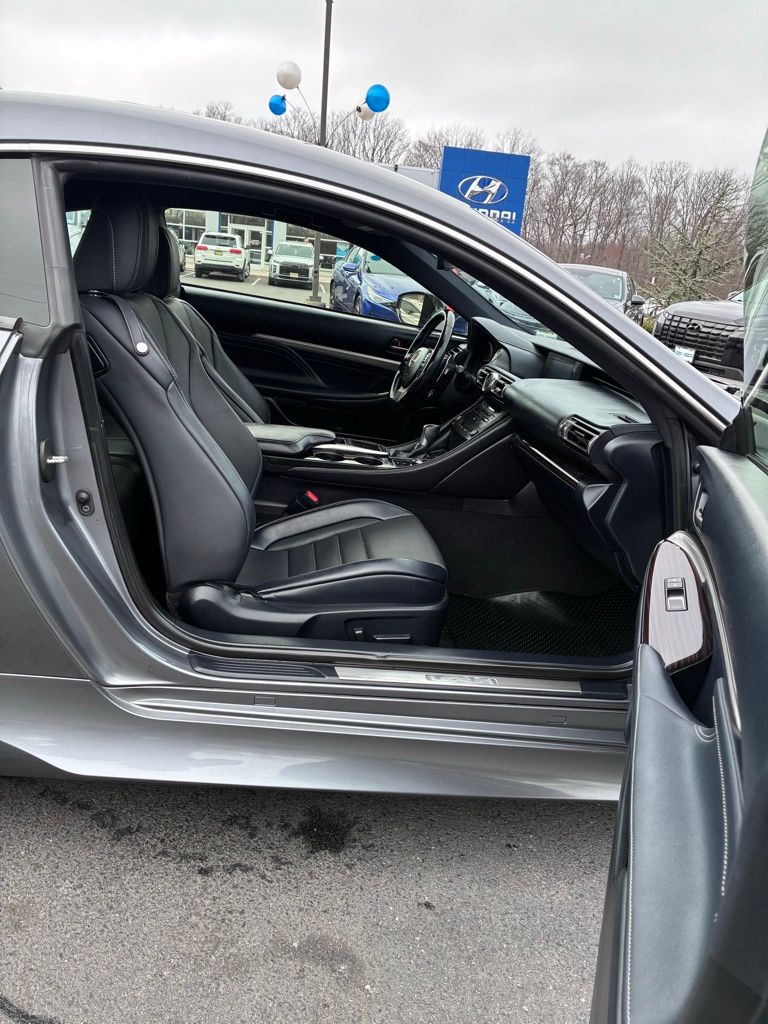 2019 Lexus RC 300 - Photo 18