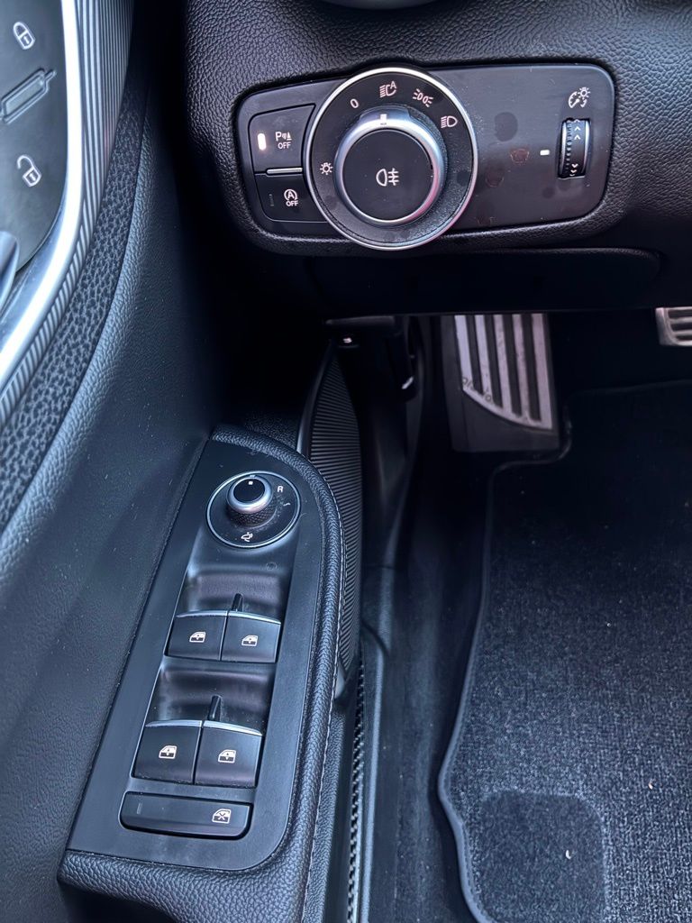 2022 Alfa Romeo Giulia Ti Veloce - Photo 23