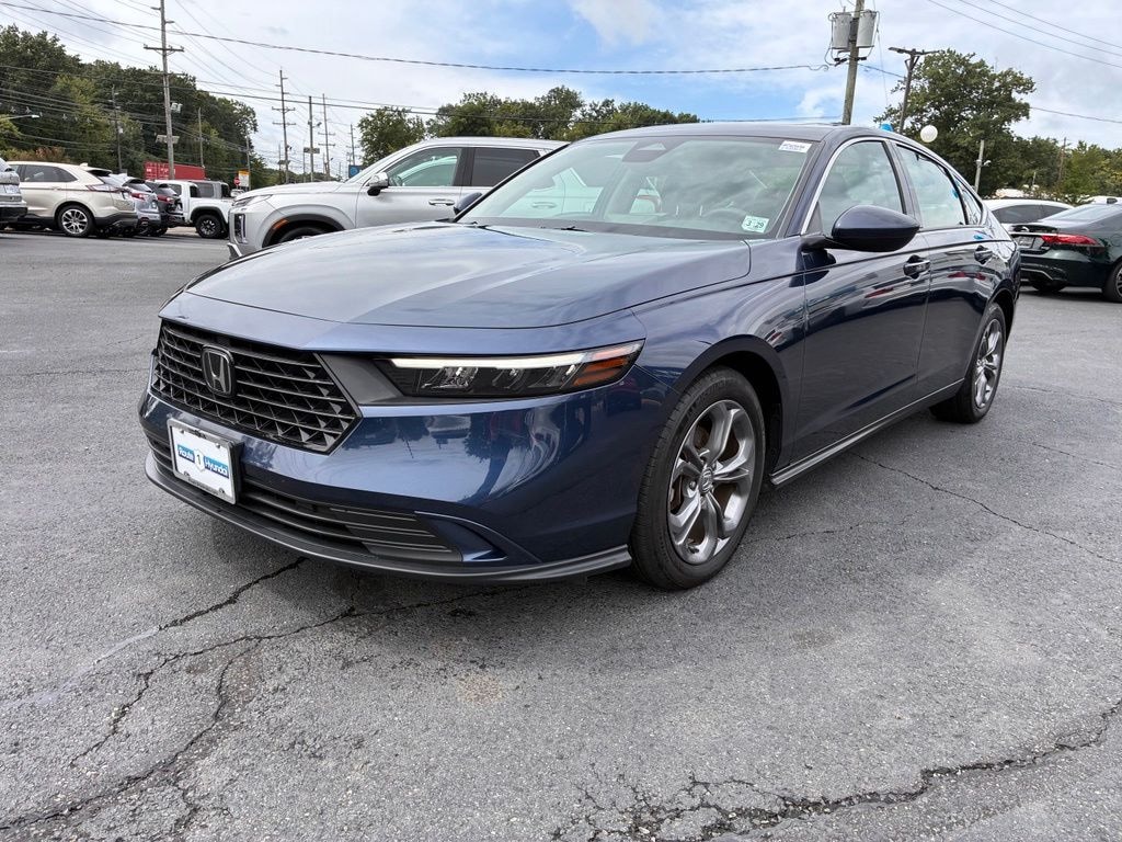 Used 2024 Honda Accord EX Sedan