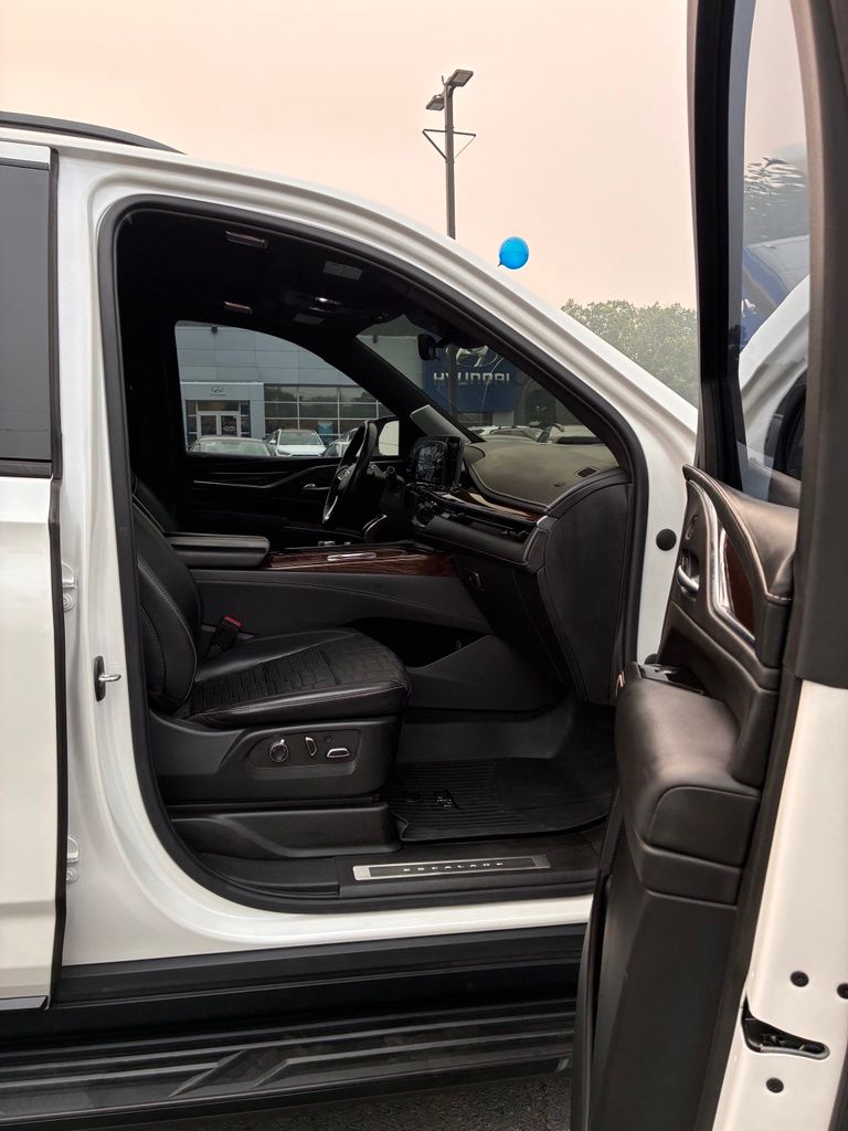 2021 Cadillac Escalade ESV Sport Platinum - Photo 27