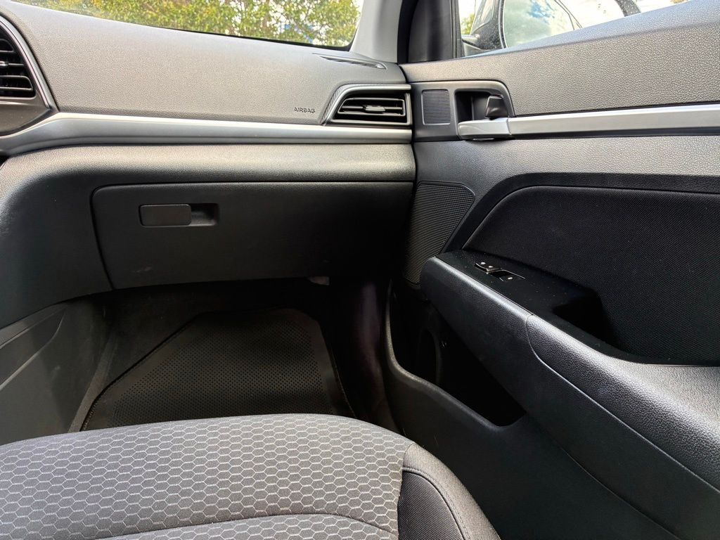 2020 Hyundai Elantra Value Edition - Photo 37