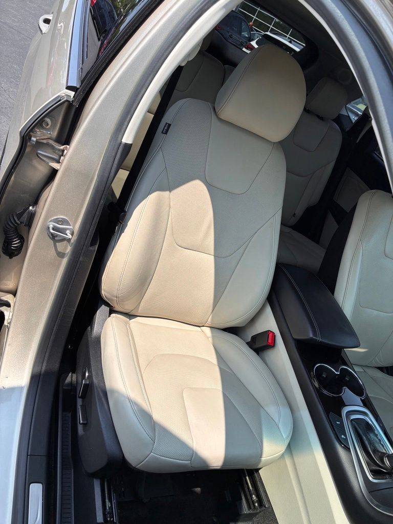 2018 Ford Edge Titanium - Photo 20