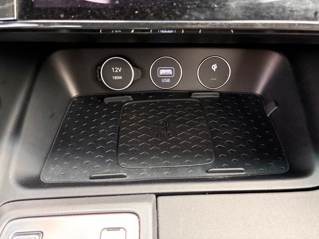 2025 GENESIS G70 Sport Advanced - Photo 31