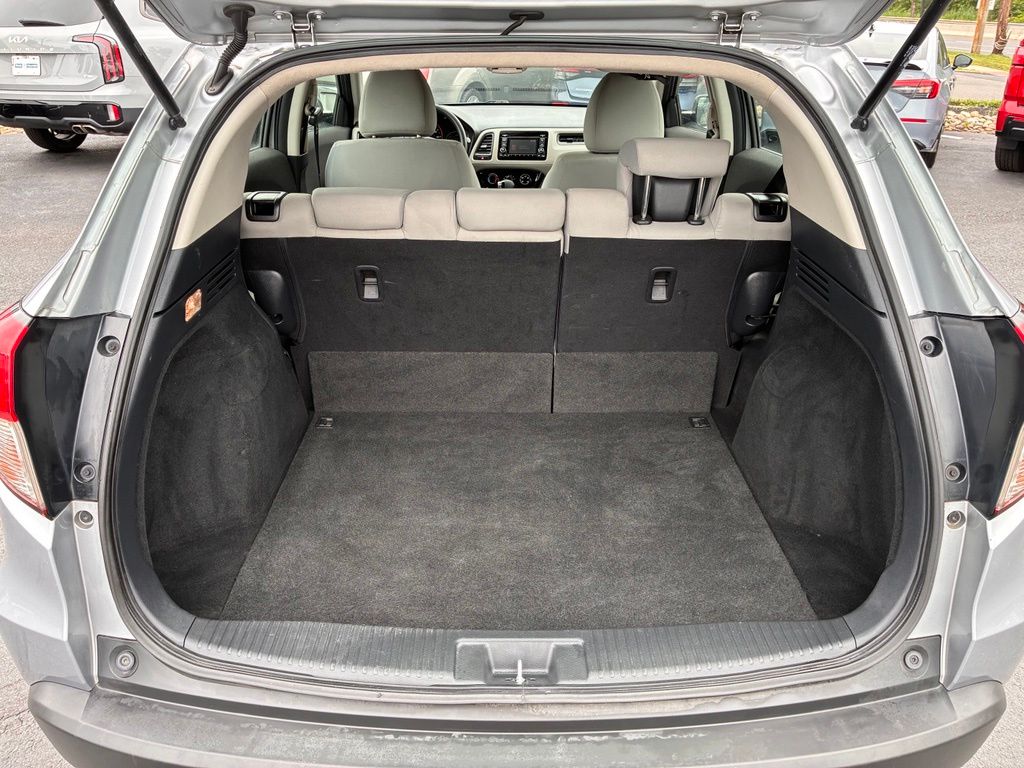 2022 Honda HR-V LX - Photo 12