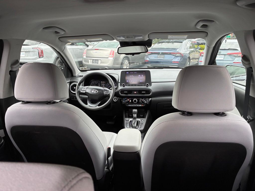 2022 Hyundai Kona SEL - Photo 13