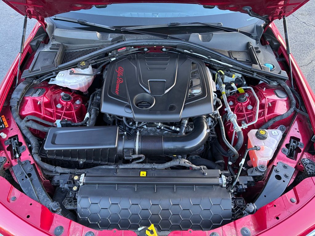 2022 Alfa Romeo Giulia Ti Veloce - Photo 9