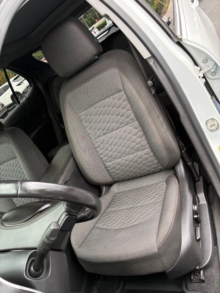 2020 Chevrolet Equinox LT - Photo 19