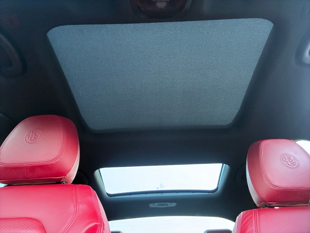 2022 Alfa Romeo Giulia Ti Veloce - Photo 41