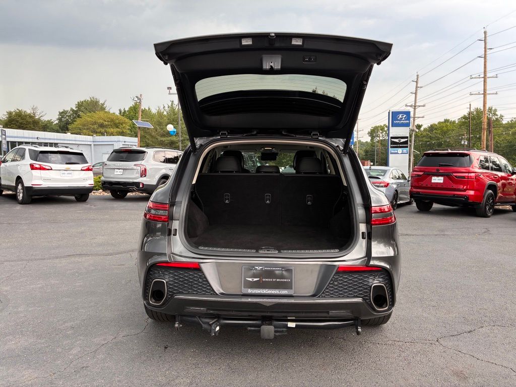2024 GENESIS GV70 Standard - Photo 11