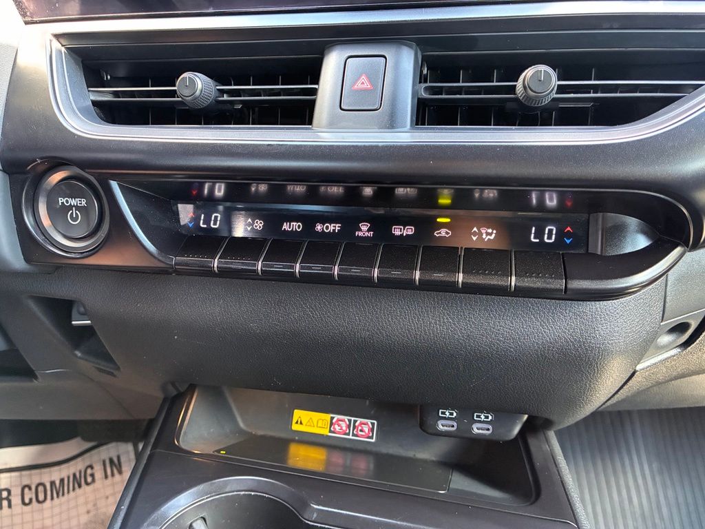 2023 Lexus UX Hybrid 250h Premium - Photo 33