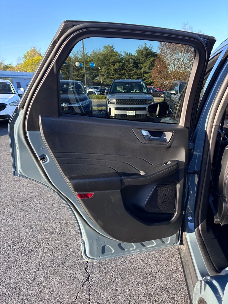2023 Ford Escape ST-Line - Photo 41