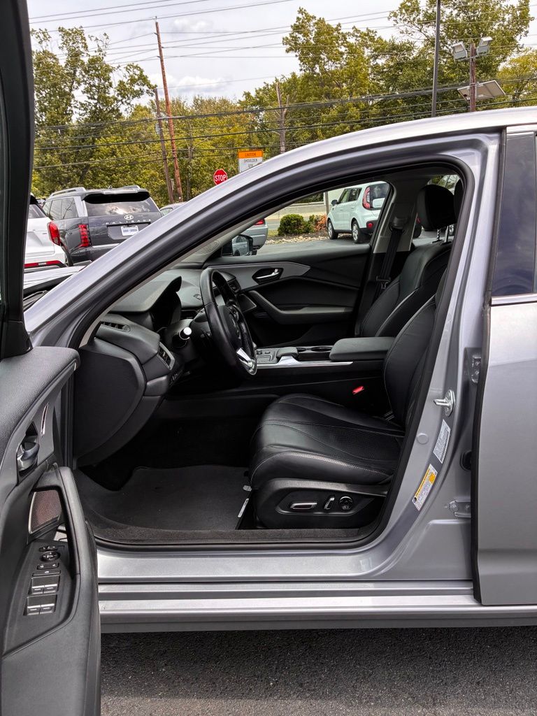 2023 Acura TLX Technology Package - Photo 22