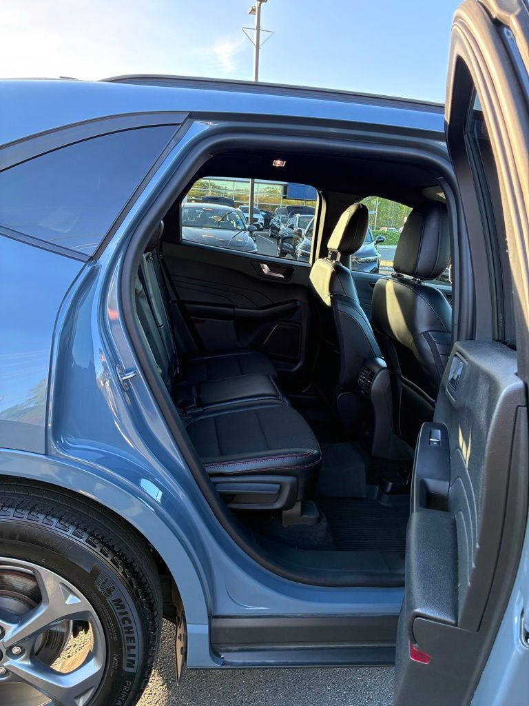 2023 Ford Escape ST-Line - Photo 20