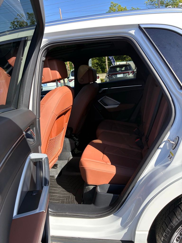 2020 Audi Q3 Premium Plus - Photo 23