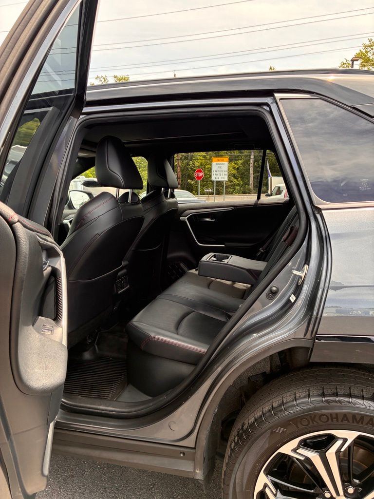 2024 Toyota RAV4 XSE - Photo 23