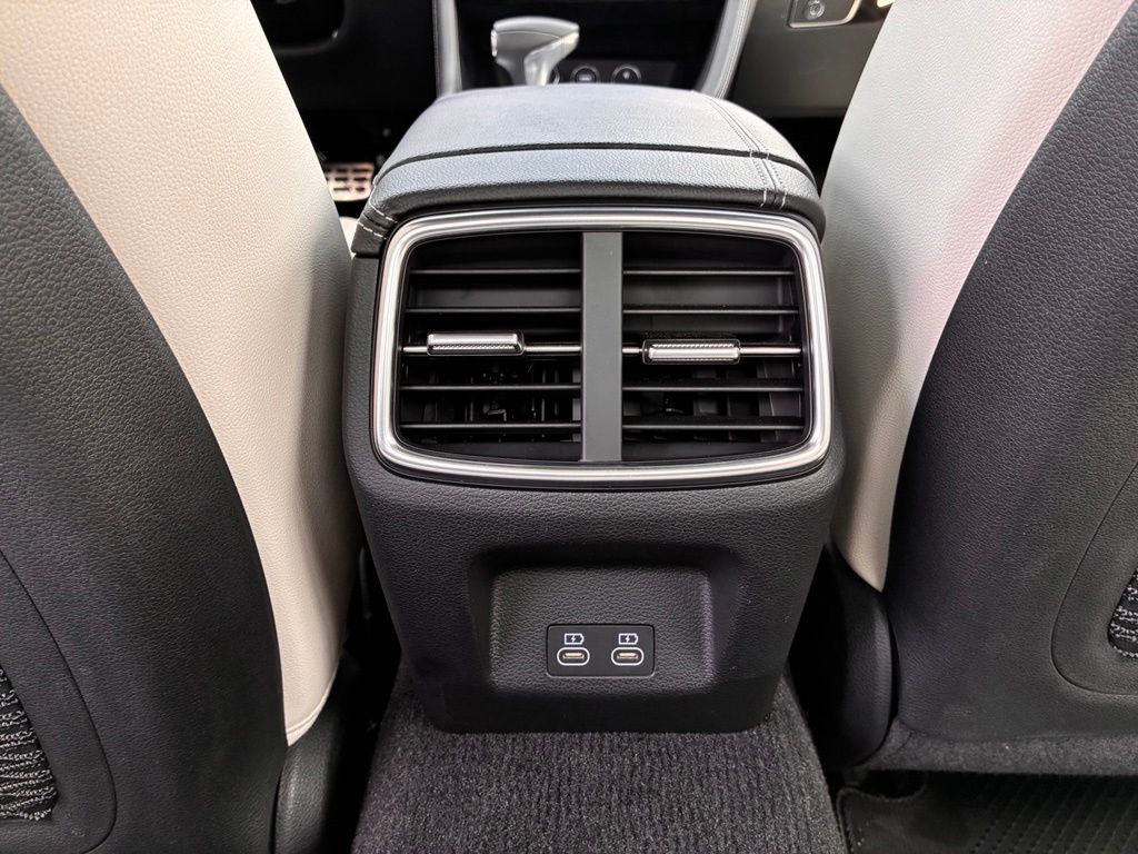 2025 GENESIS G70 Sport Advanced - Photo 15