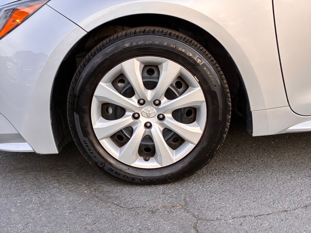 2024 Toyota Corolla LE - Photo 46