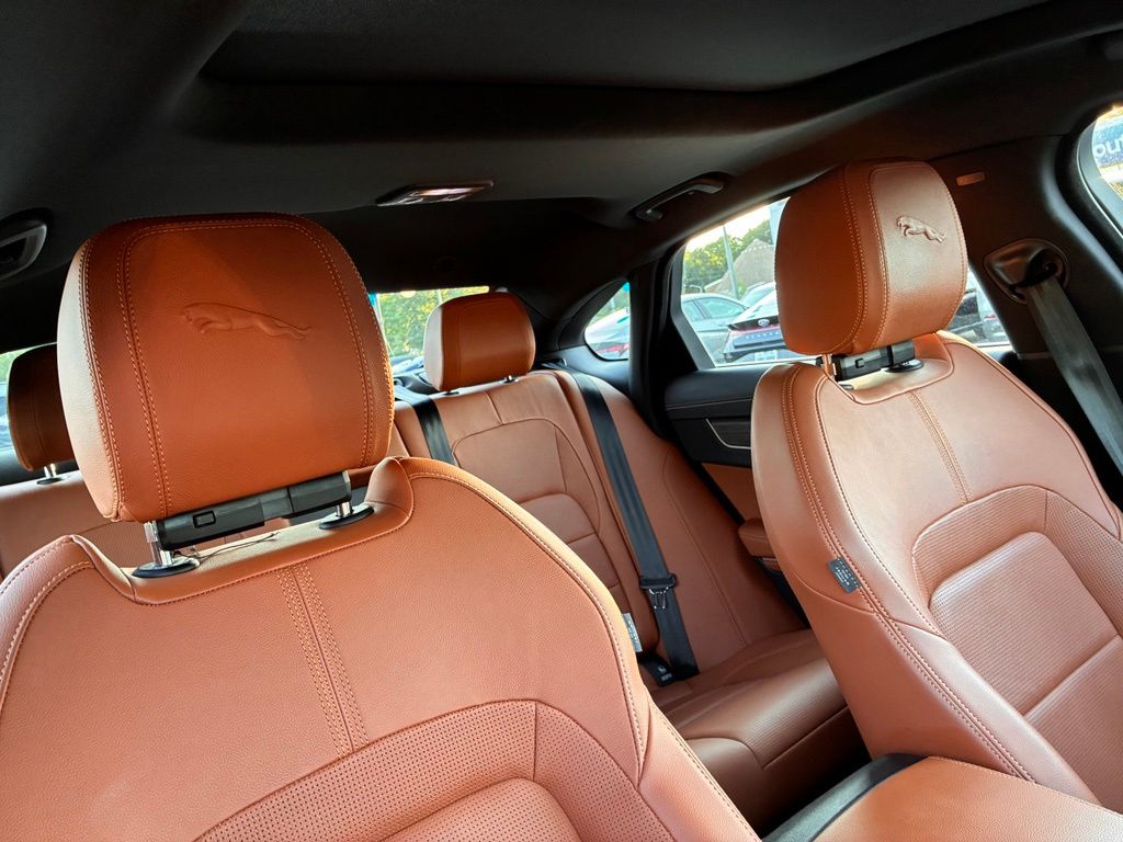 2022 Jaguar XF R-Dynamic SE - Photo 21