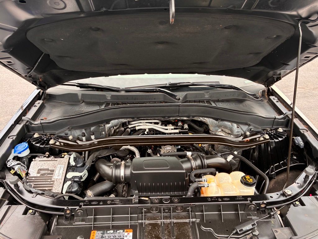 2020 Ford Explorer ST - Photo 9