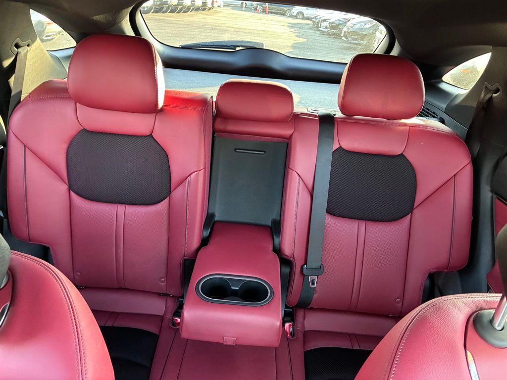 2025 GENESIS GV70 Sport - Photo 19