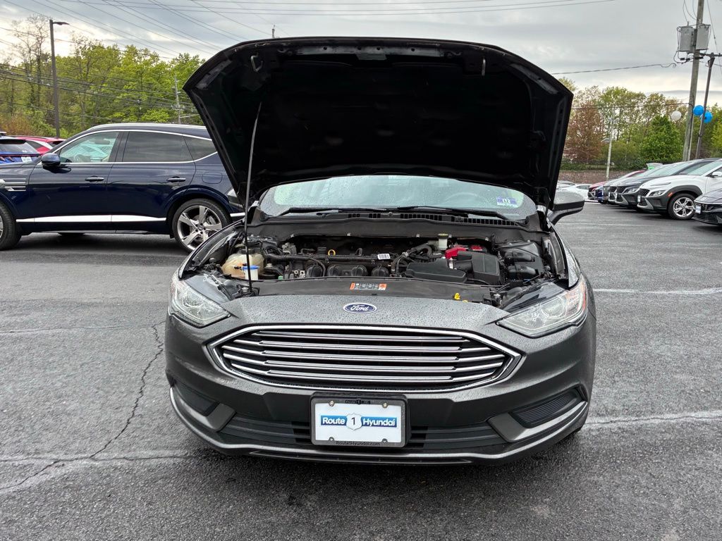 2018 Ford Fusion SE - Photo 10