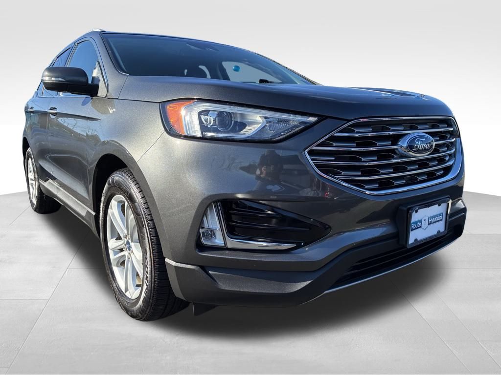 2019 Ford Edge SEL's photo