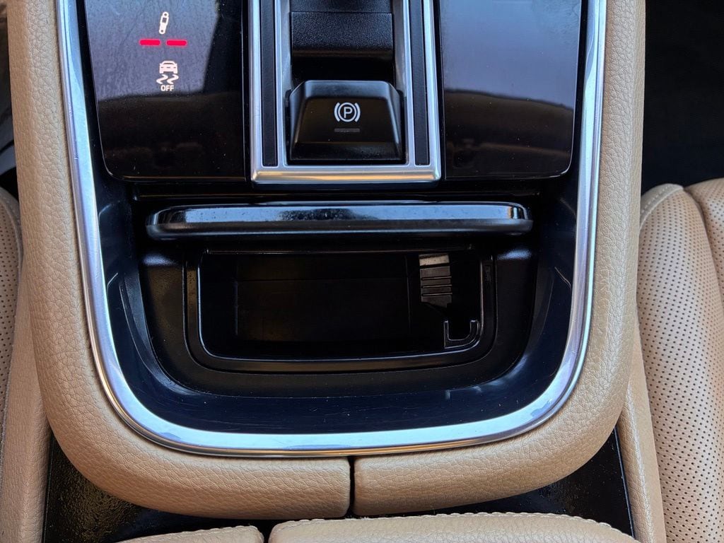 2020 Porsche Panamera S - Photo 42